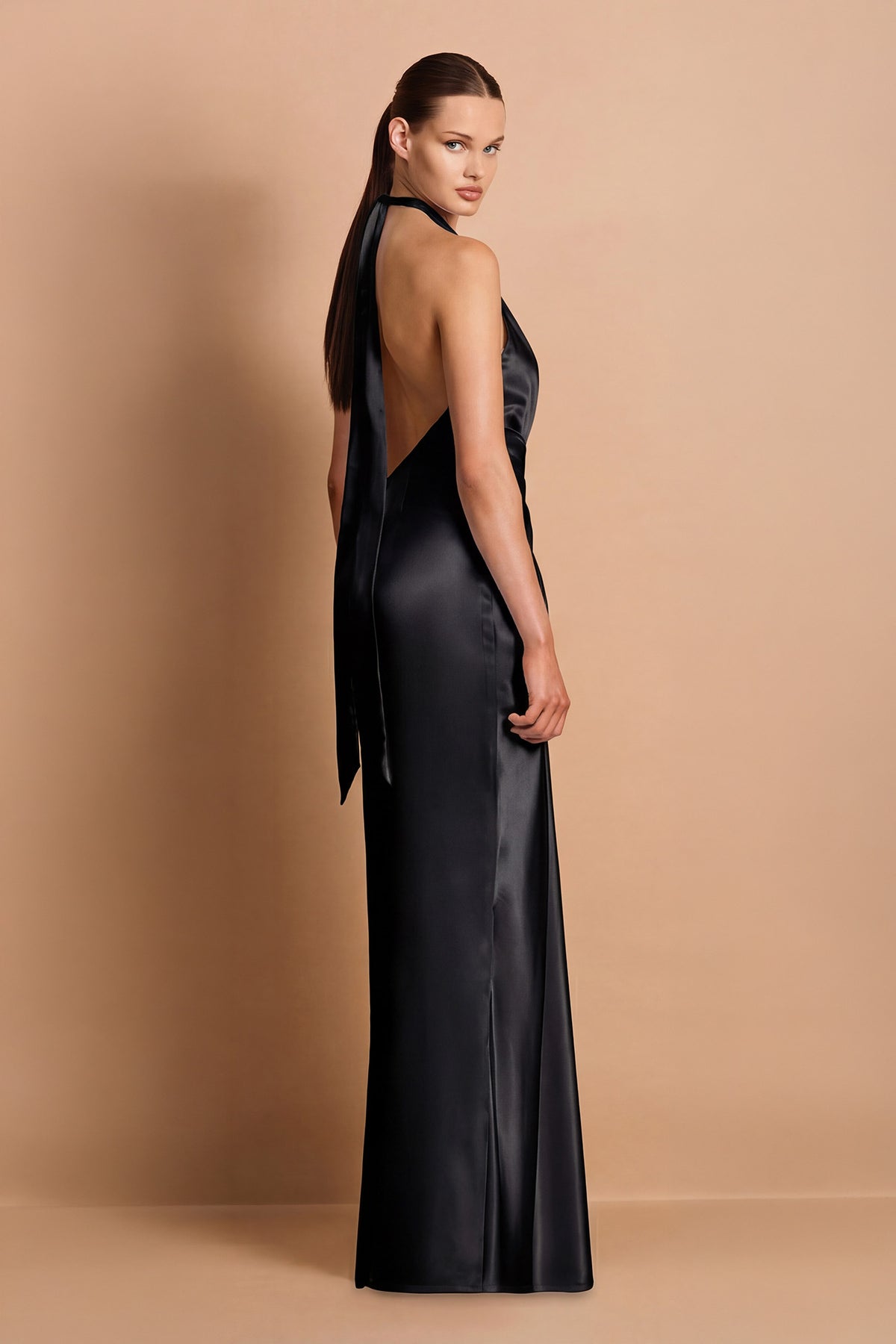 HARLOW-PLUNGE-GOWN_BLACK_0002_Layer-3