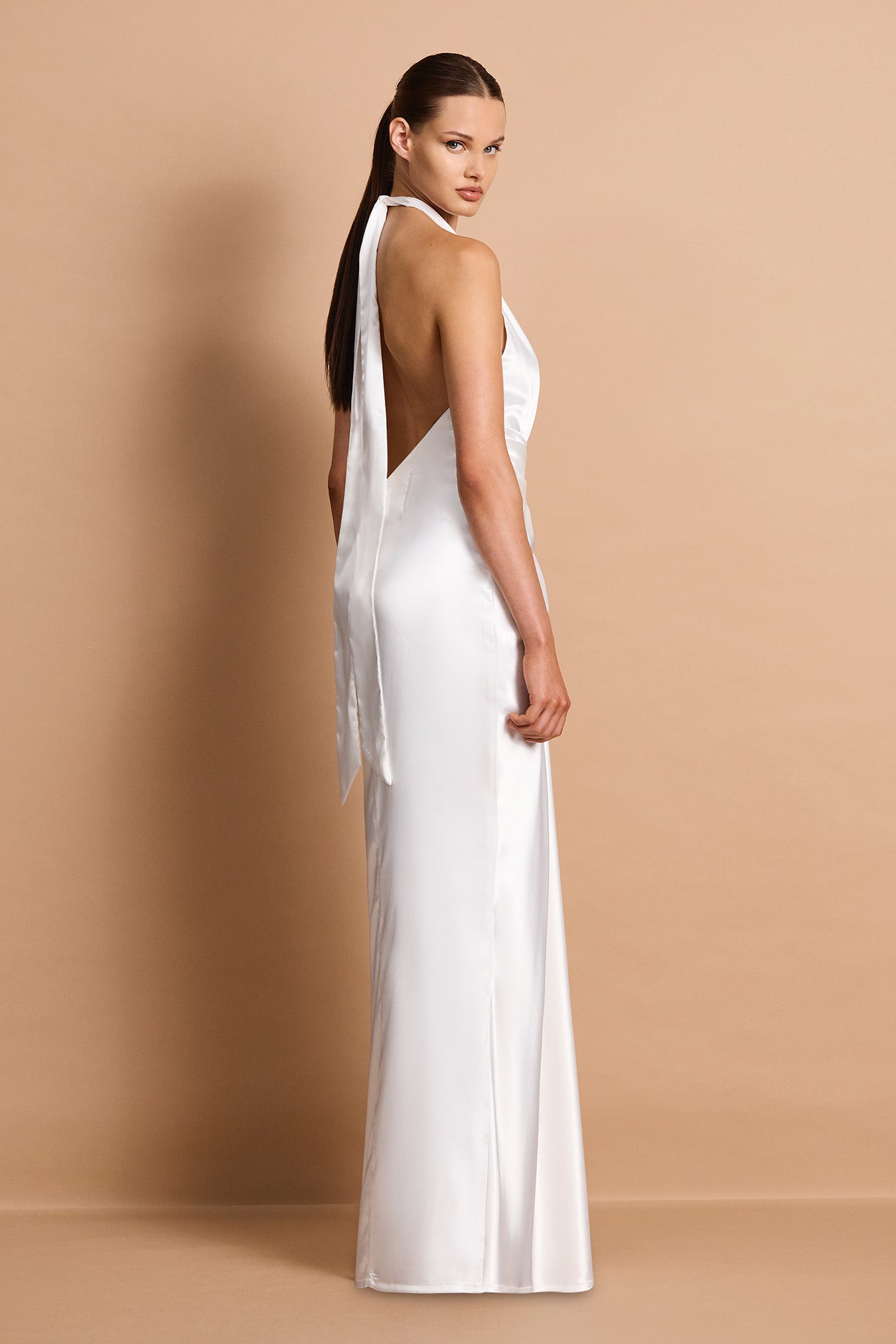 HARLOW-PLUNGE-GOWN_IVORY_3