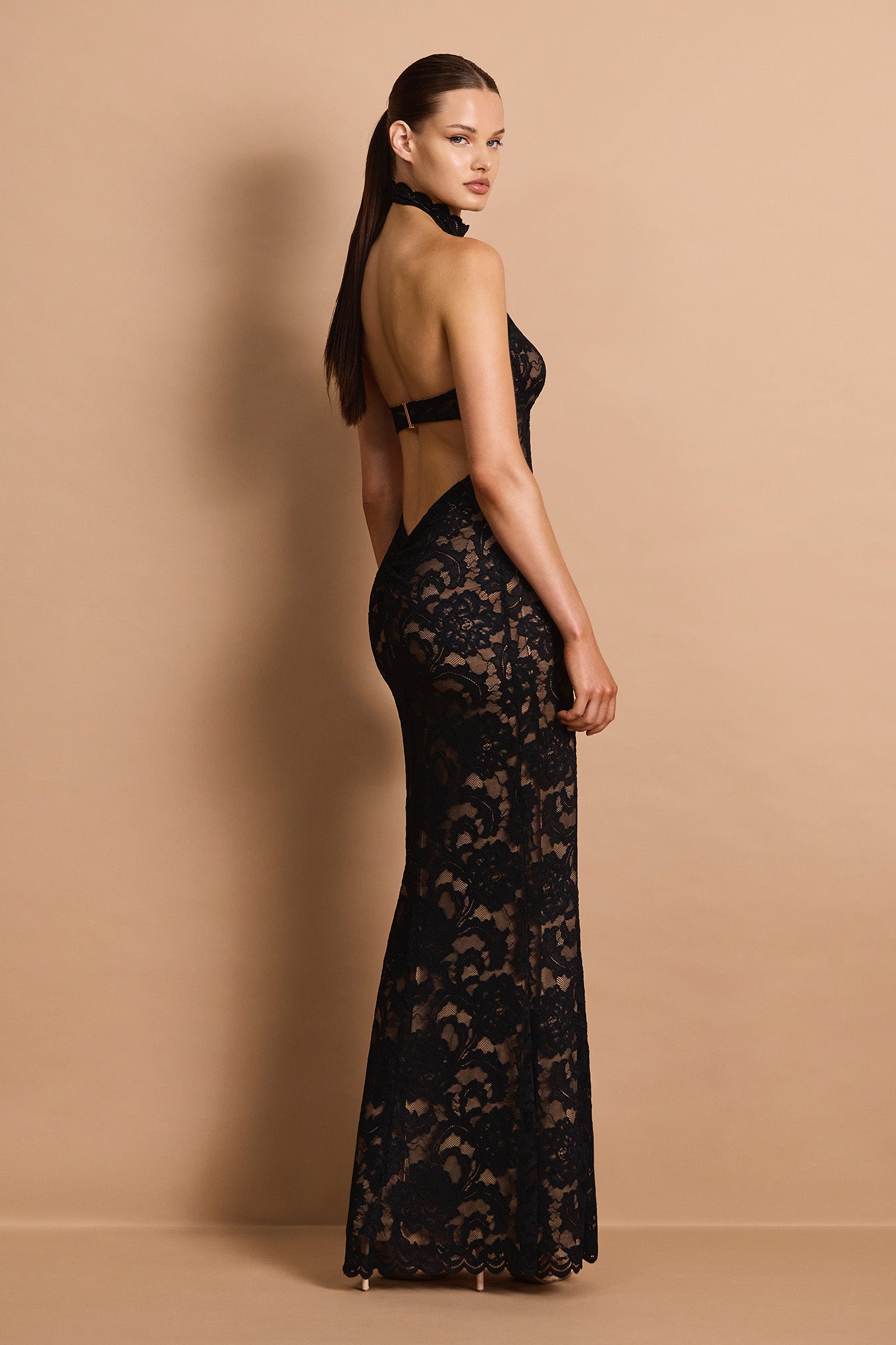 DELPHINE-LACE-HALTER-GOWN_BLACK_3