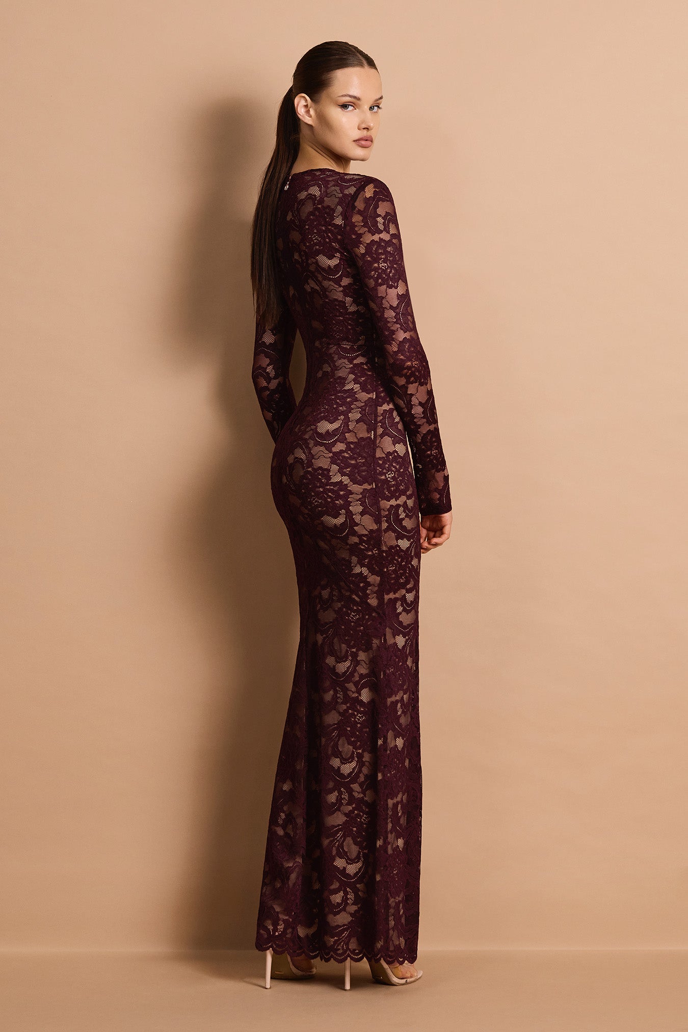 DELPHINE-LACE-LS-GOWN_BLACK-CHERRY_3