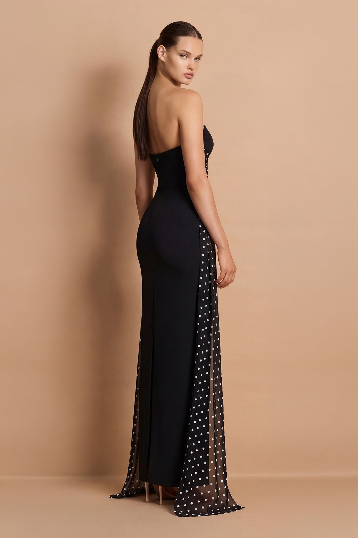 PALOMA-STRAPLESS-MAXI-BLACK-2_3